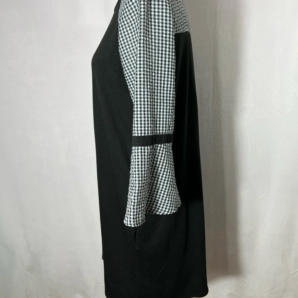 New Black and Checked Bell Sleeve Dress - Picture 3 of 9